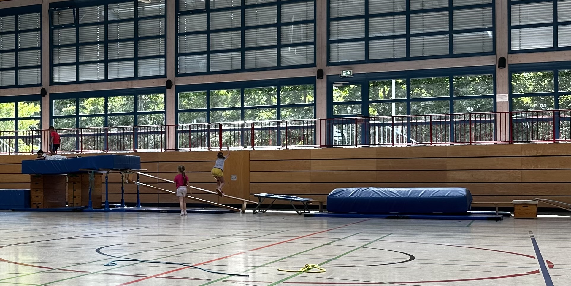 Kinderturnen Bild 4